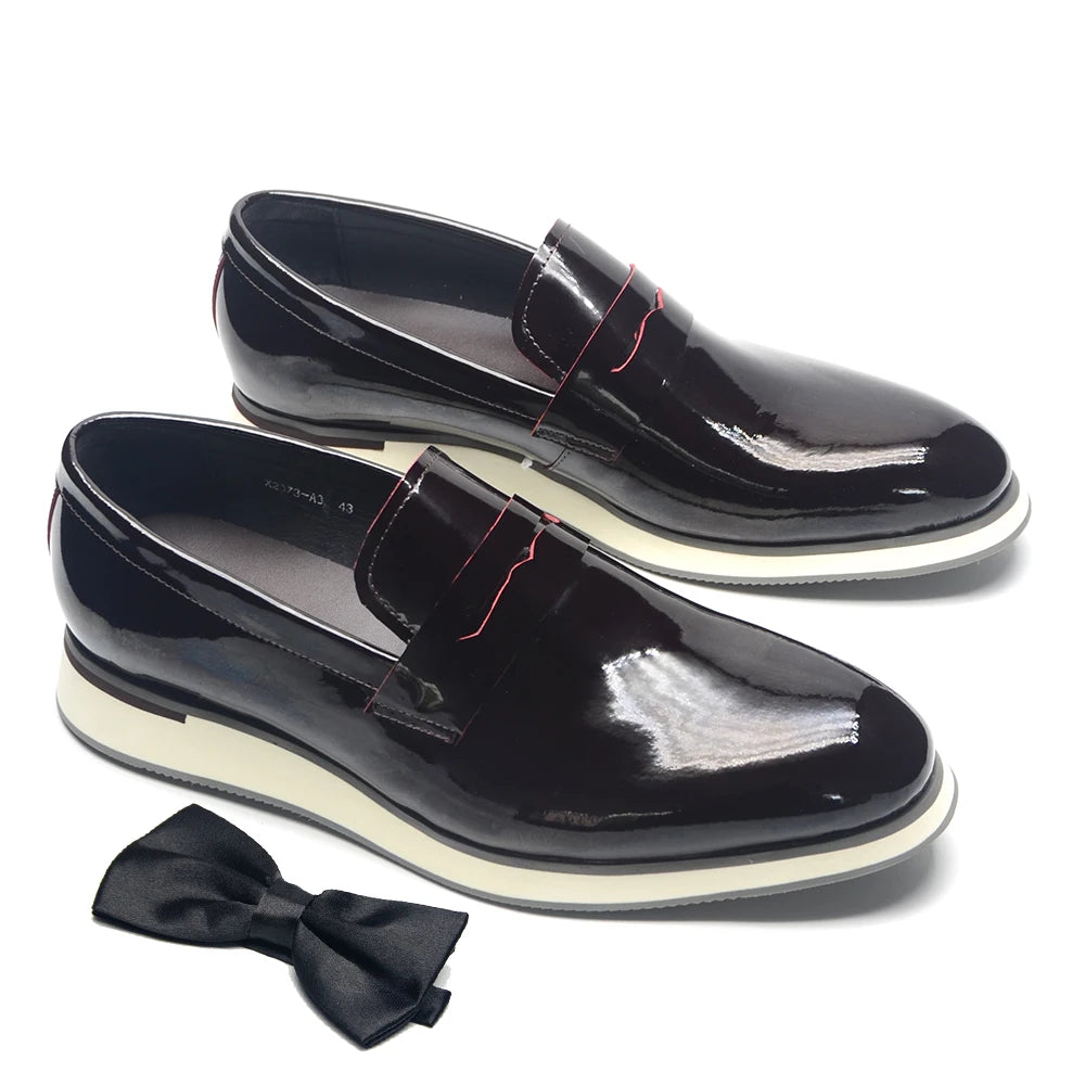 Luxury Designer Loafers Shoes for Men Solid Color High-grade Whole Patent Leather