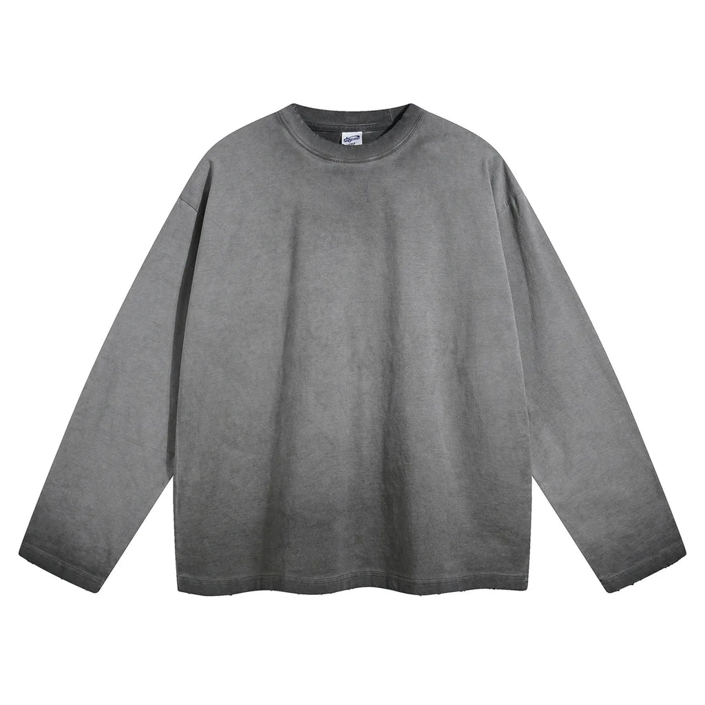 Long-sleeved t-shirt with bottom color