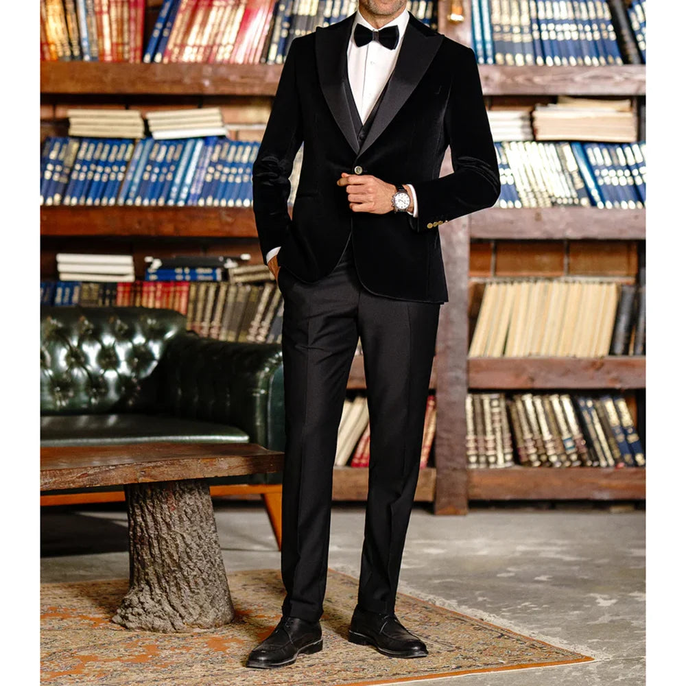 Black Velvet Men Suits Peak Lapel One Button Tuxedo 3 Piece Male Suit (Blazer+Vest+Pants)