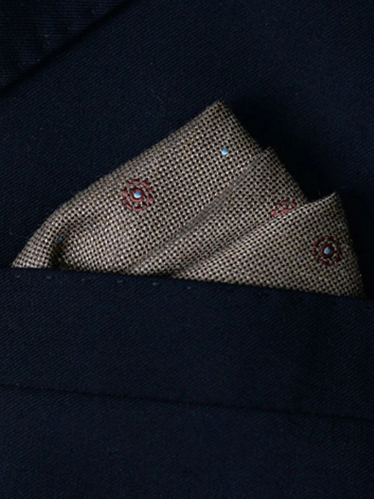 Men's 4pcs Tuxedo Suit: Jacket, Vest, Dress Pants &Pocket Square