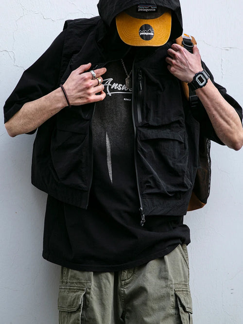 Japanese Outdoor Multi-Pocket Waterproof Cargo Hooded Vest For Men