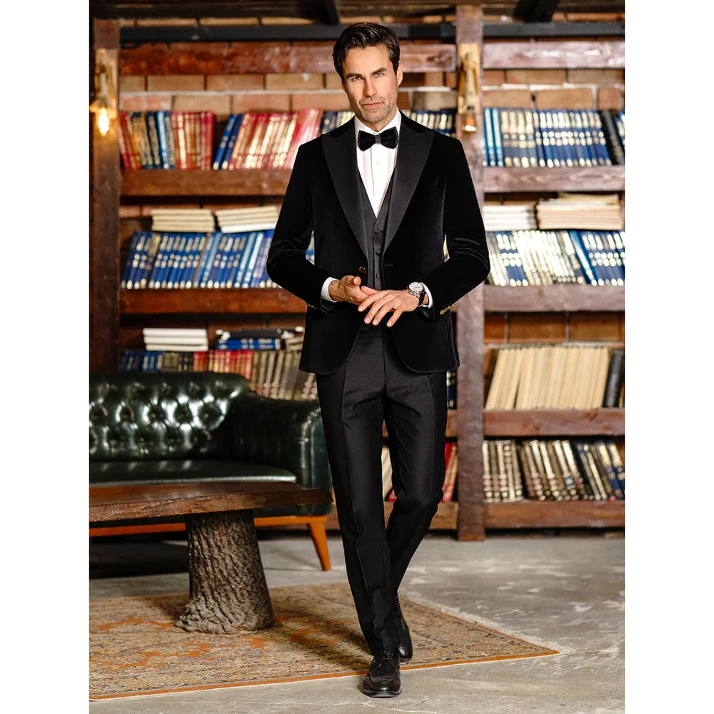 Black Velvet Men Suits Peak Lapel One Button Tuxedo 3 Piece Male Suit (Blazer+Vest+Pants)