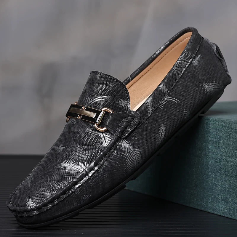 Men‘s High Quality Slip on Classics Leather Comfortable Outdoor Flats Shoes